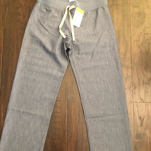 Figs scrub pants petite xs